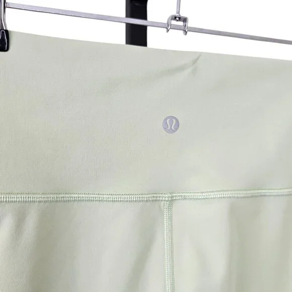 Lululemon Wunder Under High Rise Crop, 23", Luxtreme, Green, Size 8 - Picture 8 of 9